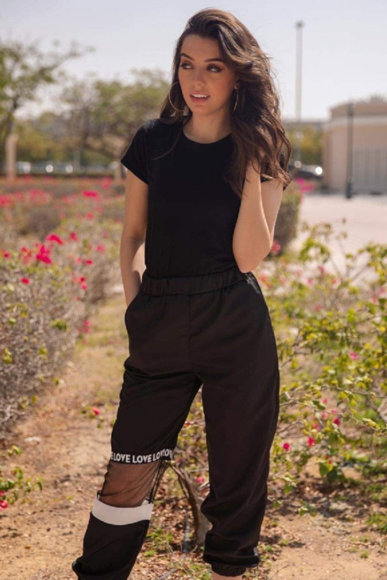 Marwa Karam photo