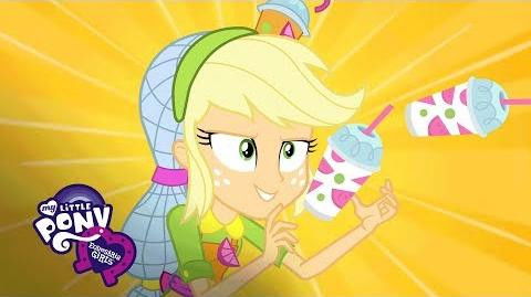 Still image for My Little Pony Equestria Girls: Summertime Shorts season 1 episode 9: Shake Things Up!