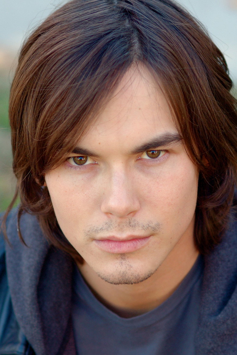 Tyler Blackburn photo 3