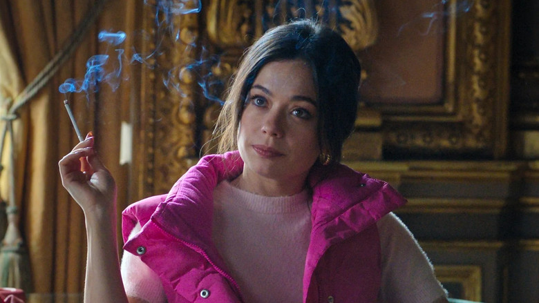 Her Majesty backdrop 4