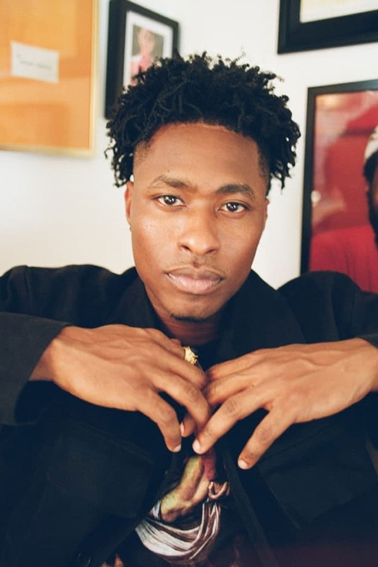 Lucky Daye portrait image