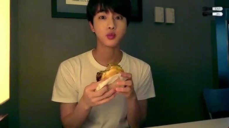 150813 밥 먹는 김석진 still