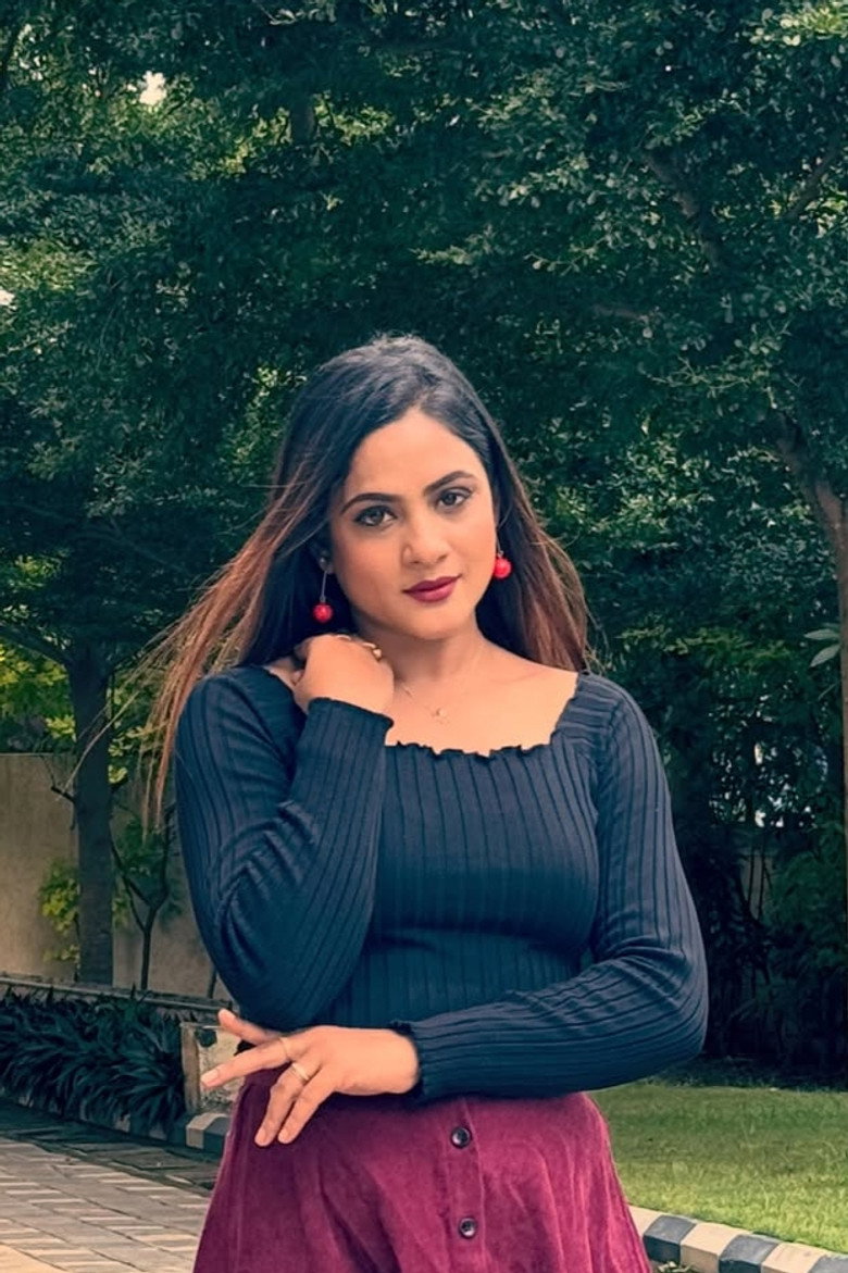 Elli Padhi photo 3