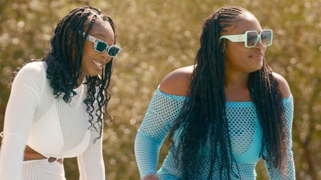 Loaded in Paradise 2×2