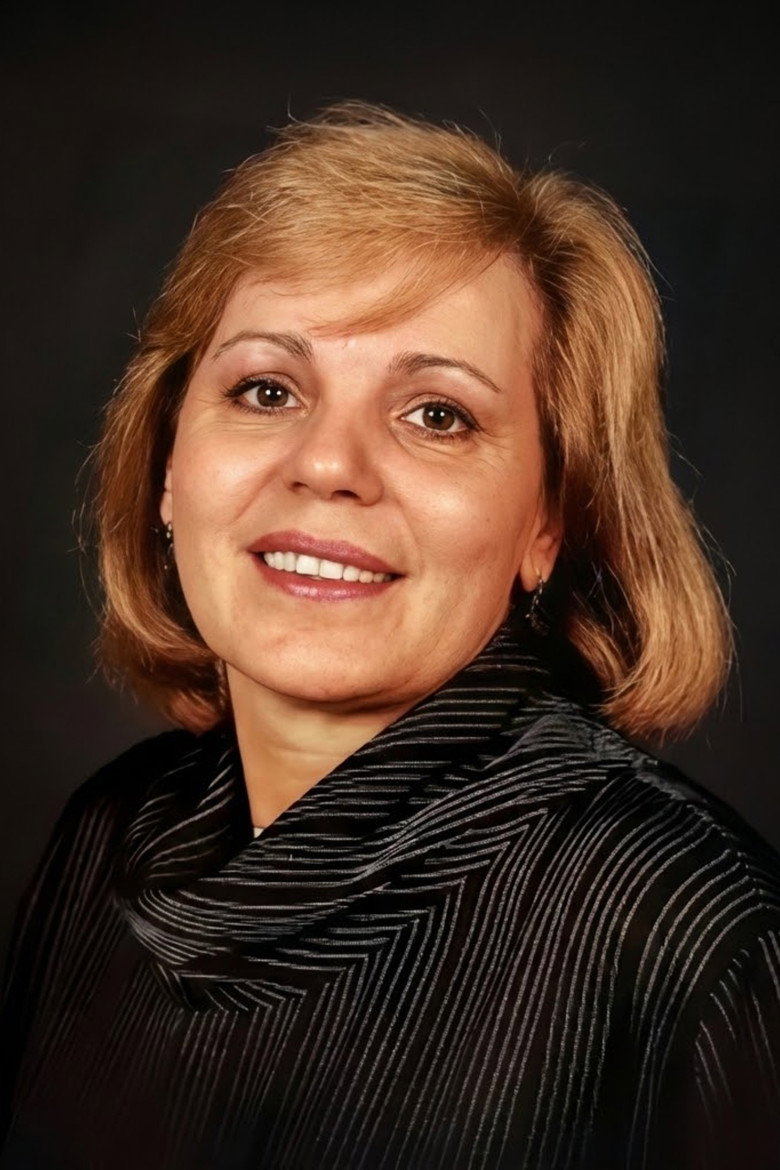 Glória de Lourdes portrait
