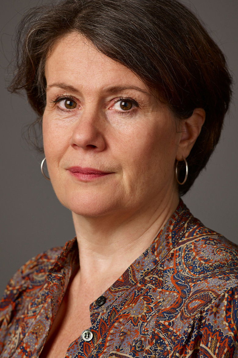Celia Robertson portrait image