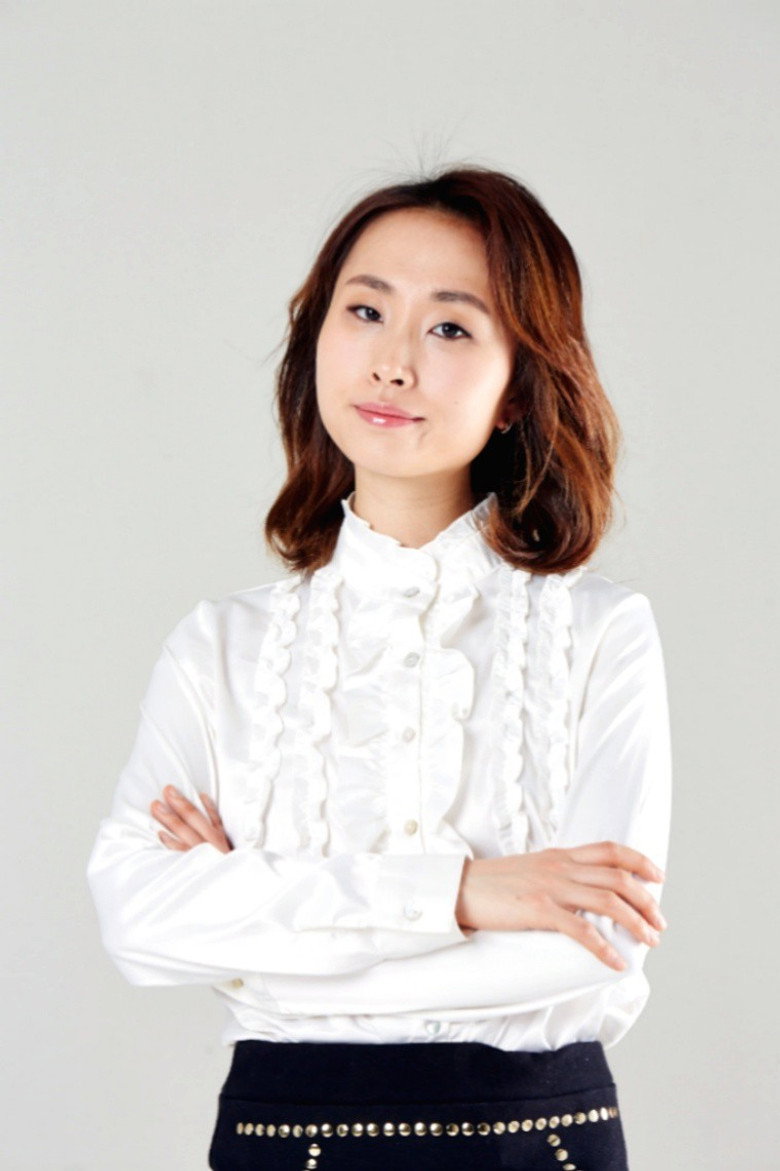Lee Yoo-rin photo 2