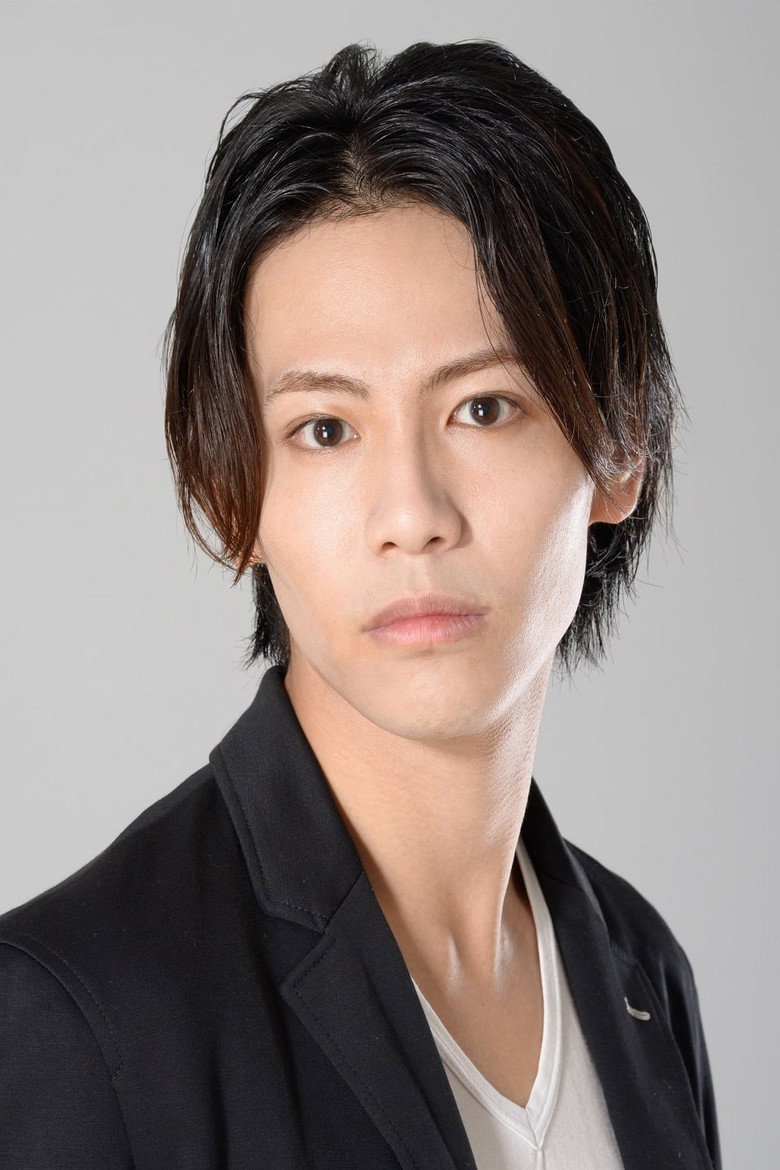 Tomohiro Kubo portrait