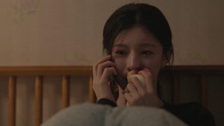 Still from 모두가 자신의 무가치함과 싸우고 있다 - Season 1 Episode 4