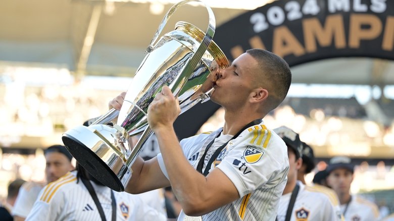 Still image for Onside: Major League Soccer season 1 episode 8: Legacy Still image for Onside: Major League Soccer season 1 episode 8: Legacy