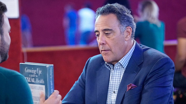 Still from Single Parents - Season 2 Episode 9