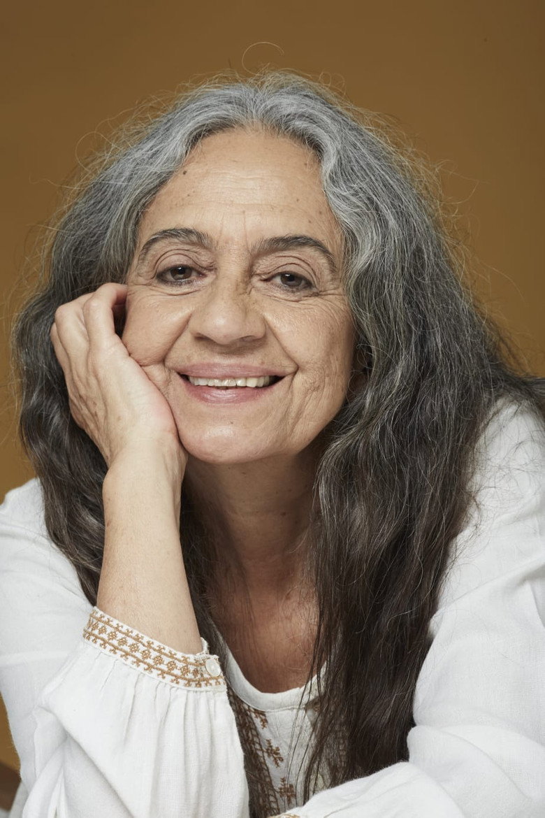 Regina Flores Ribot photo 2