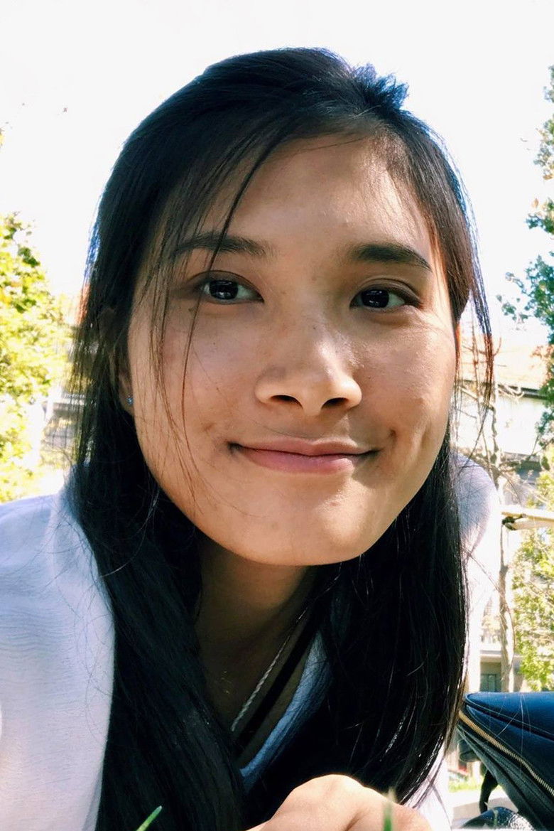 Linh Do Thuy portrait image