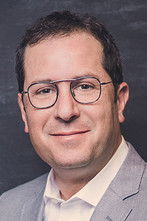 Jonathan Shore portrait image