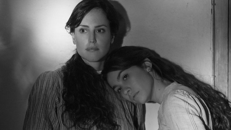 Elisa y Marcela movie poster