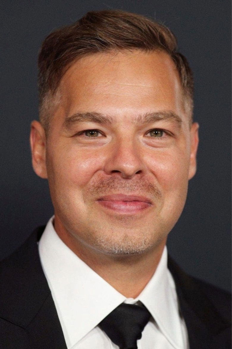 Zach Baylin portrait image