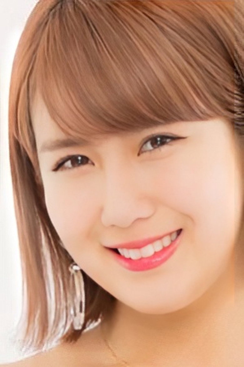 Chisato Okai photo 2