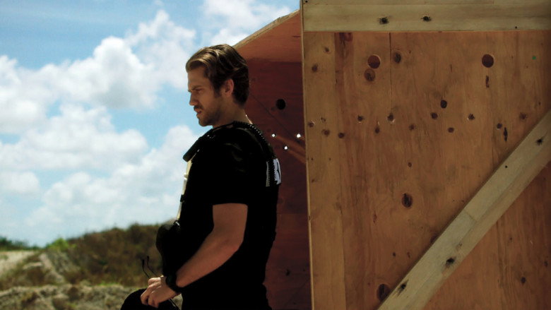 Still from Graceland - Season 3 Episode 3