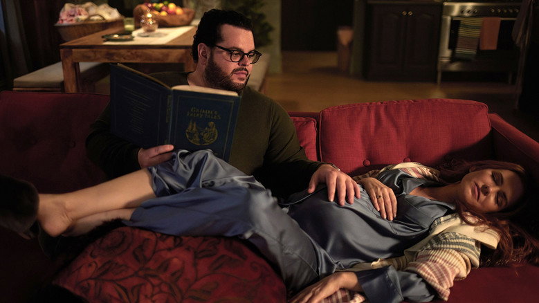 Still from Wolf Like Me - Season 2 Episode 4