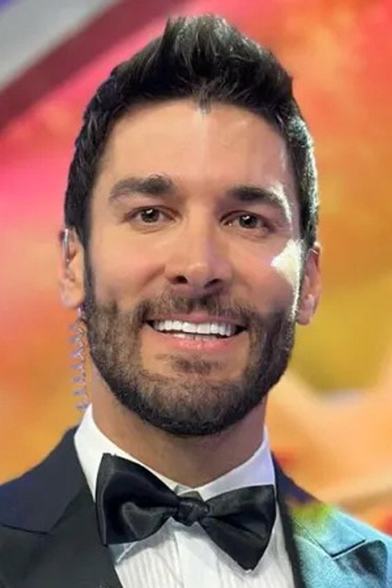 Kike Mayagoitia portrait