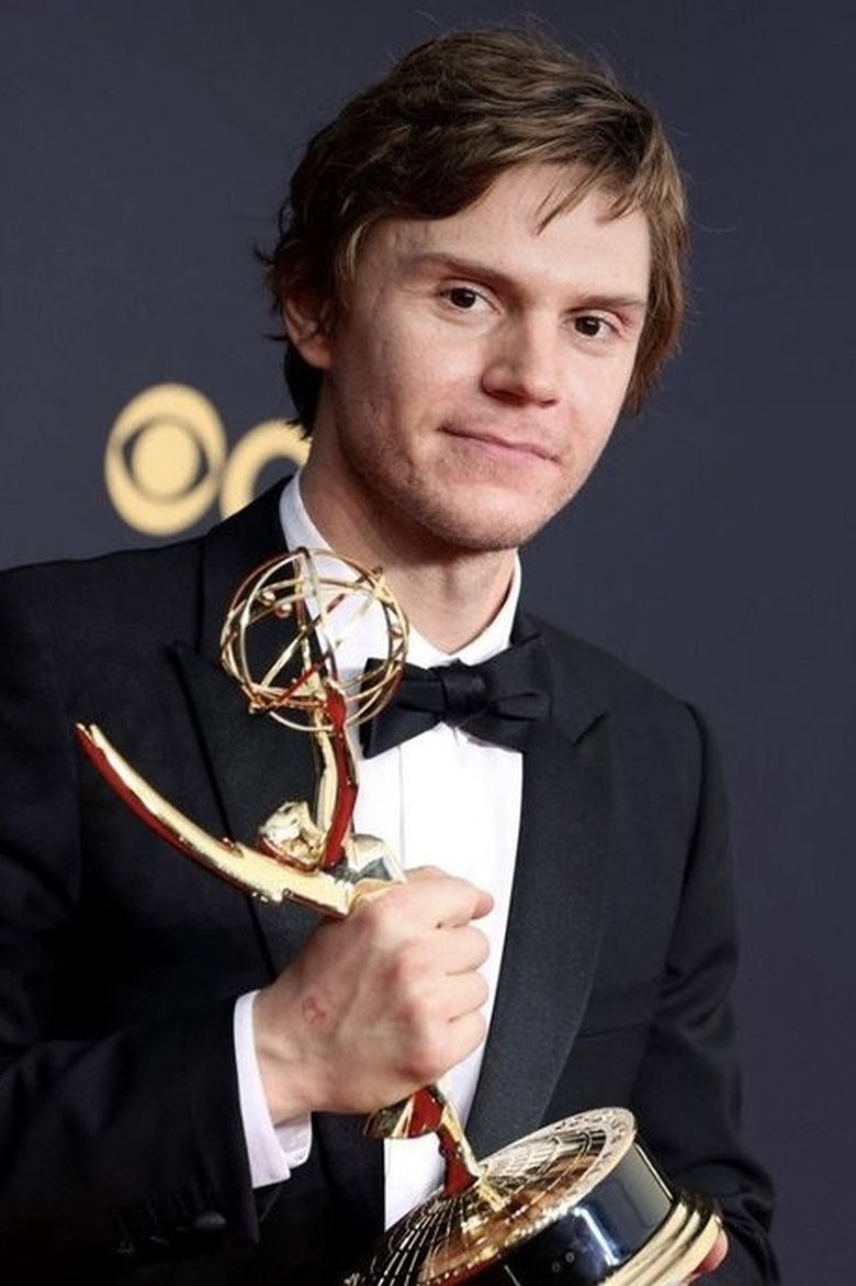 Evan Peters image