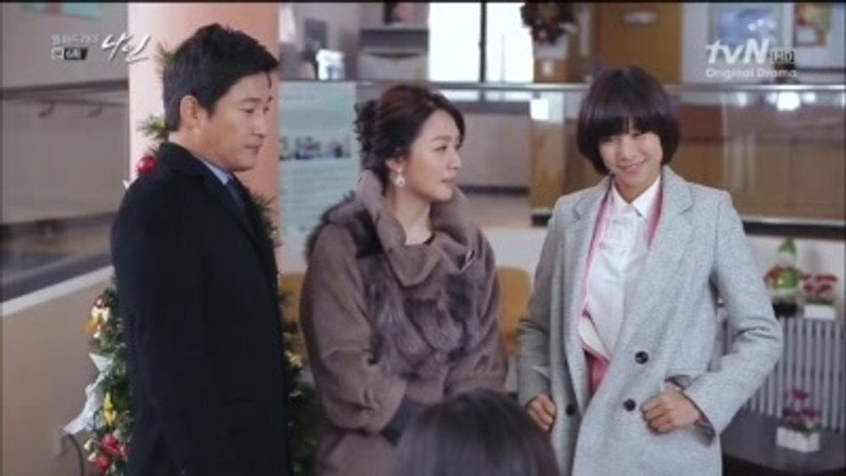 Still from Nine: Nine Time Travels - Season 1 Episode 6