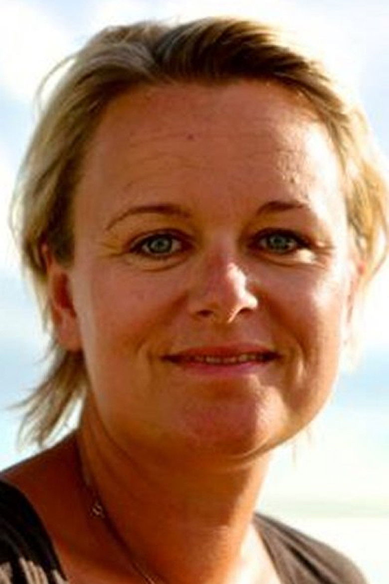 Line Spanning portrait image