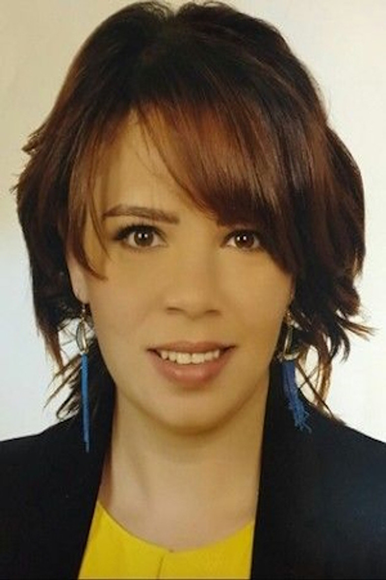 Hala El Zaghndi portrait image