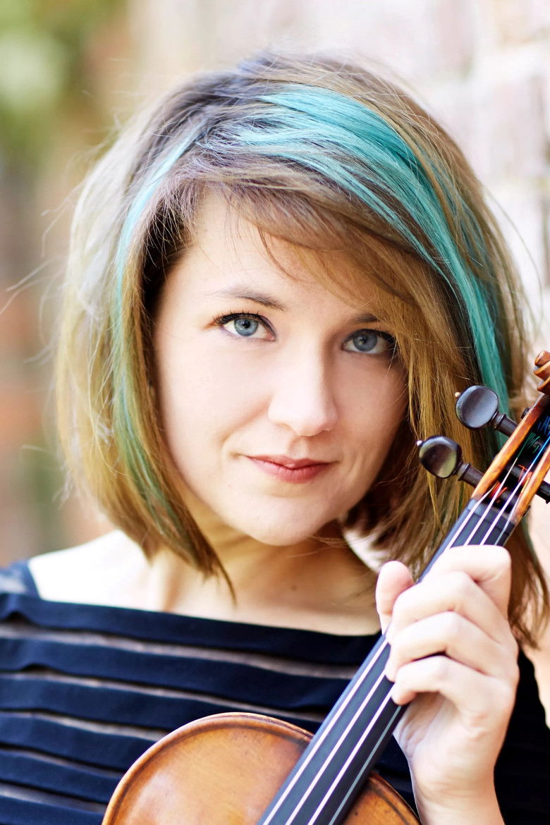 Treesa Gold portrait image