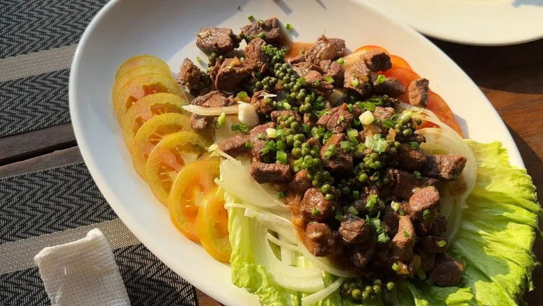 Still image for Voyage en cuisine season 1 episode 143: Episode 143