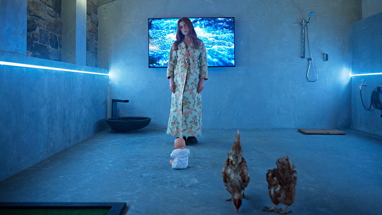 Still from Wolf Like Me - Season 2 Episode 2
