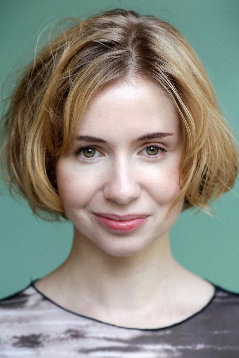 Laura Greenwood photo 3