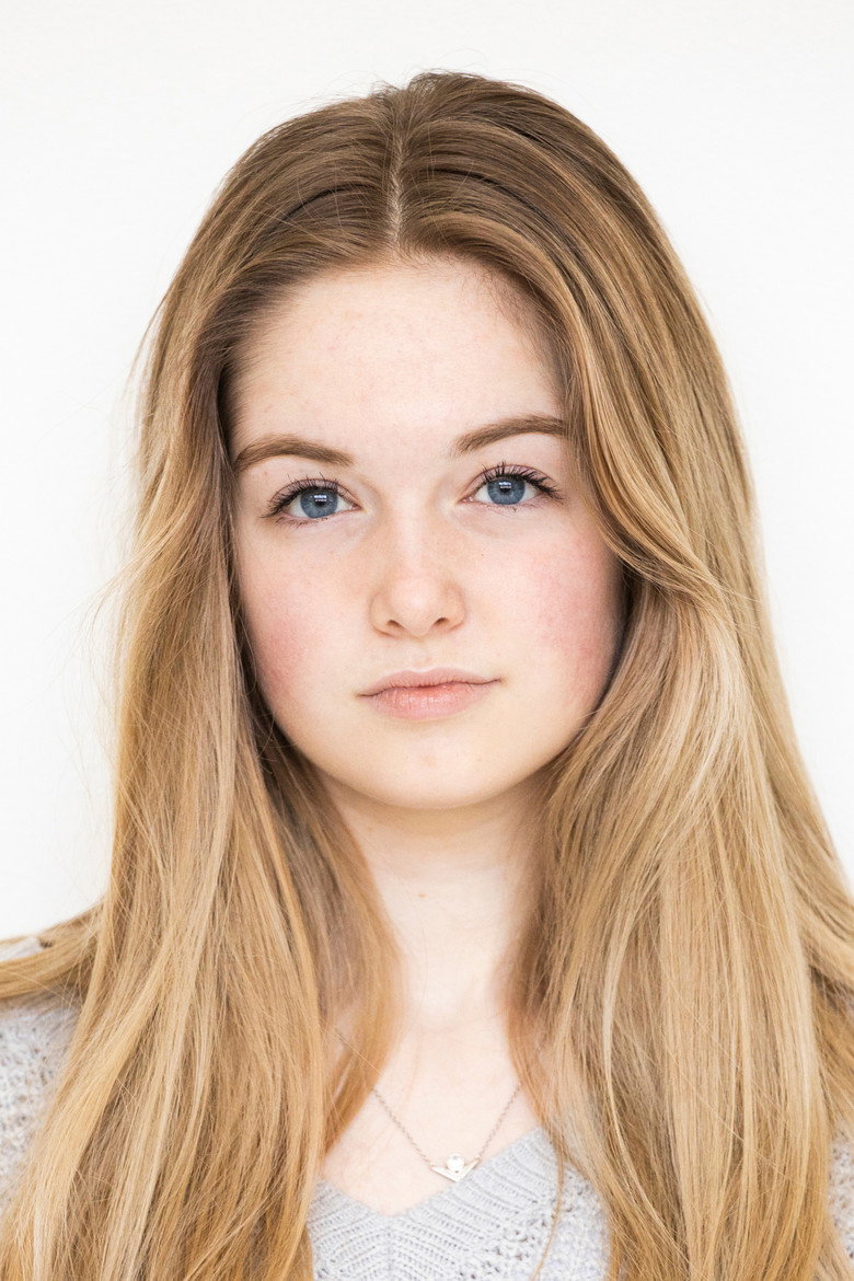 Ally Gingras portrait