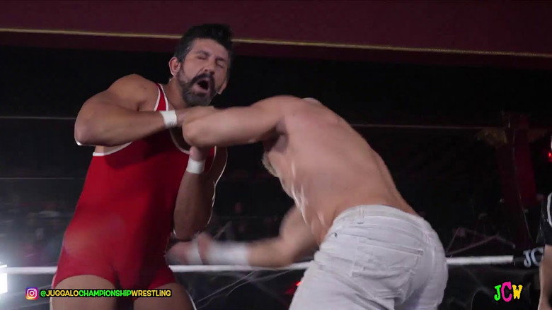 S01E14 – JCW Lunacy Milwaukee 10/28