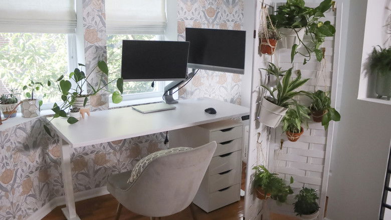 Still image for Rental Redo season 1 episode 6: A Crafty First Rental