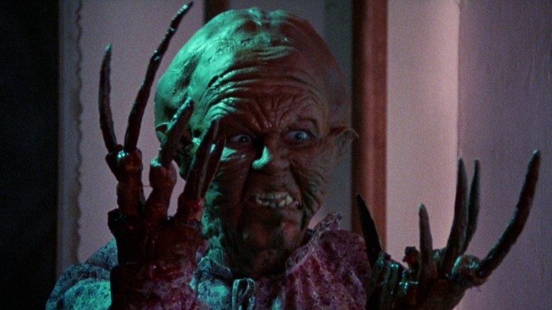 Rabid Grannies (1988)