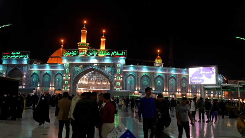 Still image for Mahmoud Saad : The Gate of Creation season 1 episode 13: Iraq's trip to Imam Hussein's shrine in Karbala