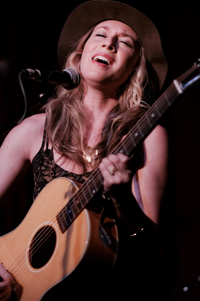 Toby Lightman portrait image