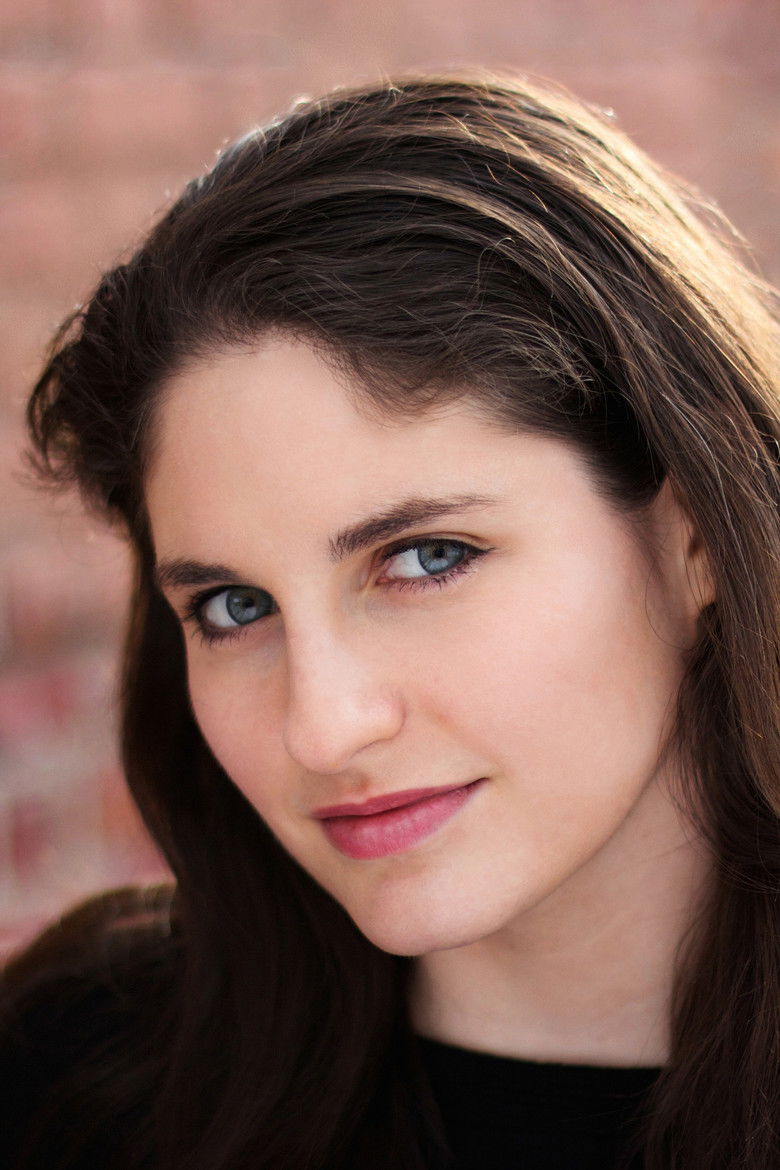 Laura Feder portrait image