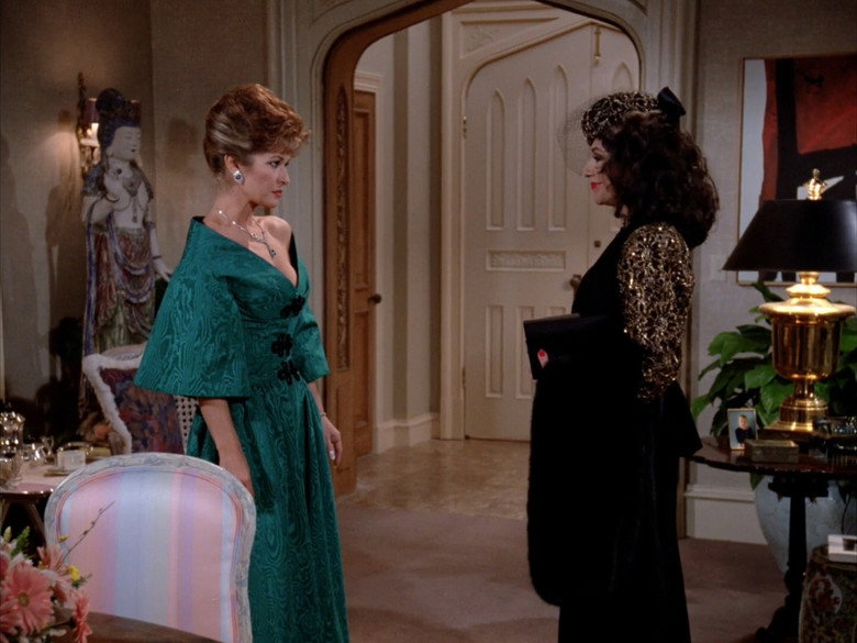 Still from Dynasty - ซีซัน 9 ตอน 12