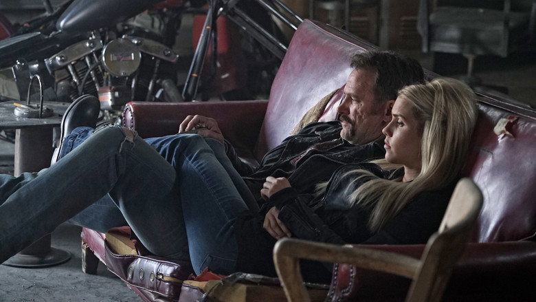 Still from Aquarius - Season 2 Episode 4