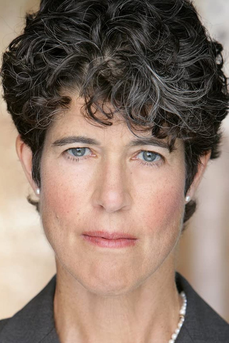 Carrie Gibson photo 3