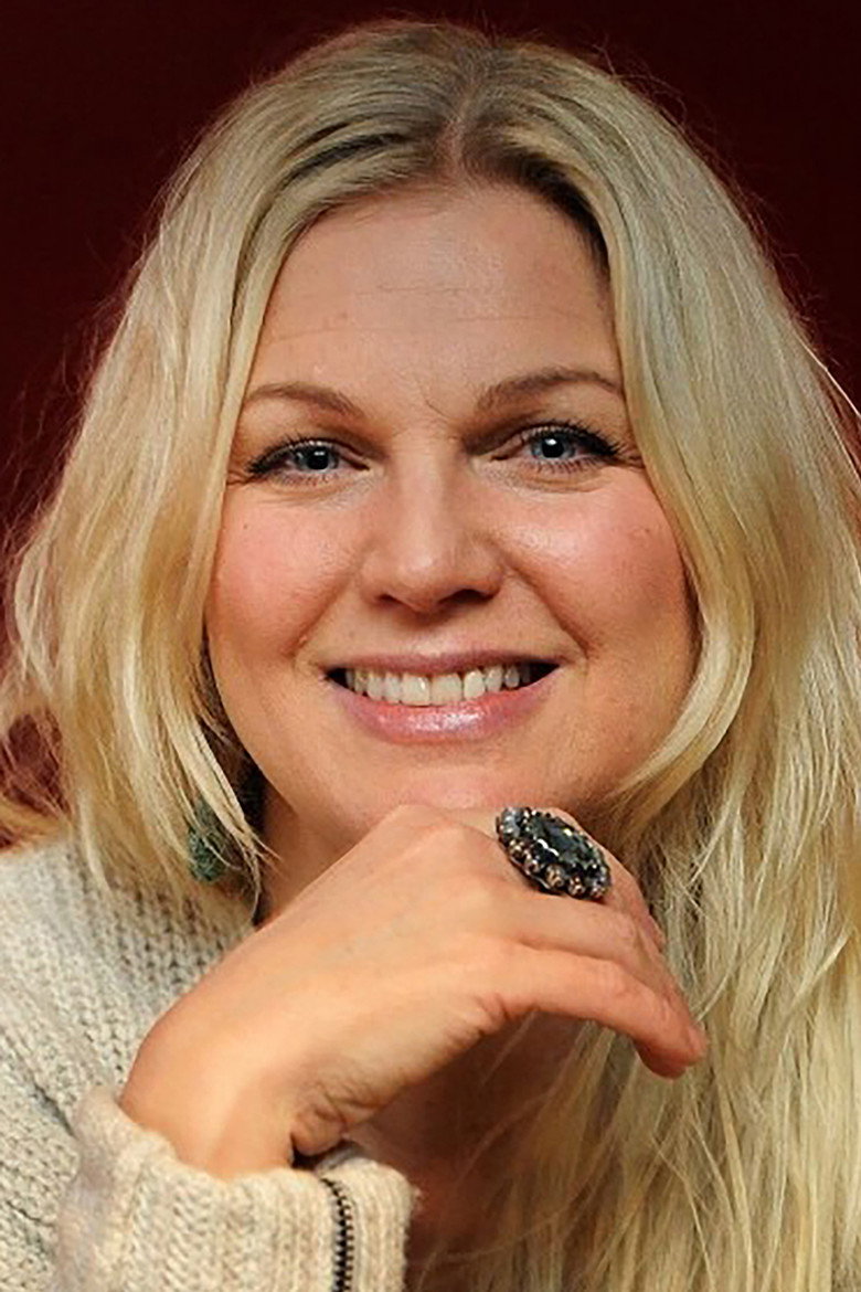 Josefin Glenmark portrait