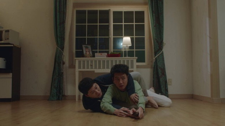 Still from เพลย์ลิสต์ชุดกาวน์ - ซีซัน 2 ตอน 10