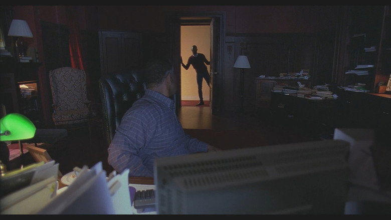 Image d'arrière-plan 11 du film The Strange Thing About the Johnsons
