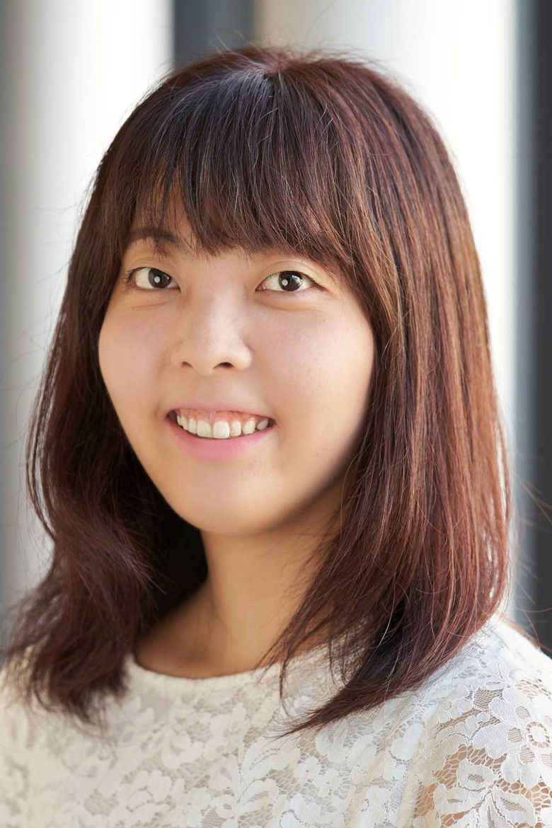 Yumi Suzumori portrait image