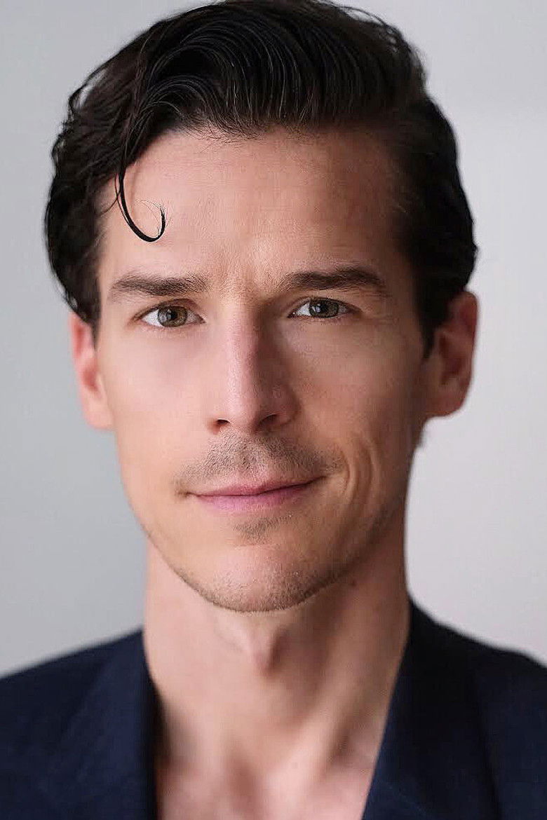 Tyler Gibson portrait image