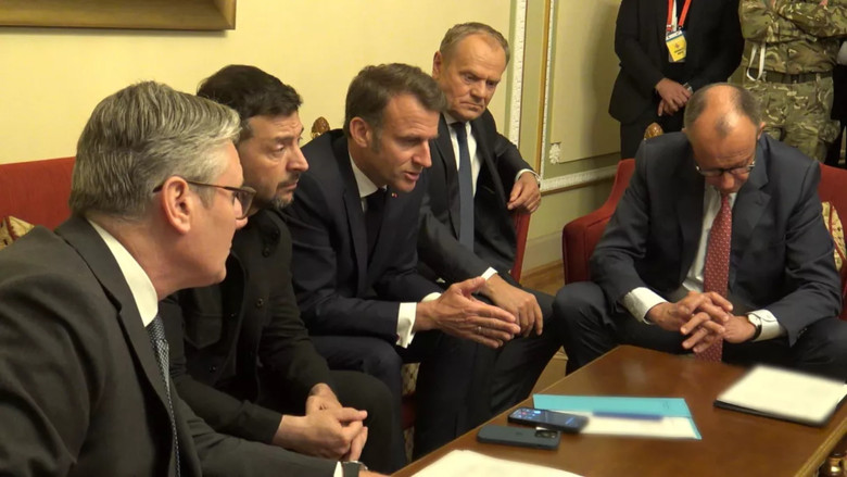 Image d'arrière-plan 1 du film La Guerre, Donald Trump et nous : 2025, l'année de tous les dangers