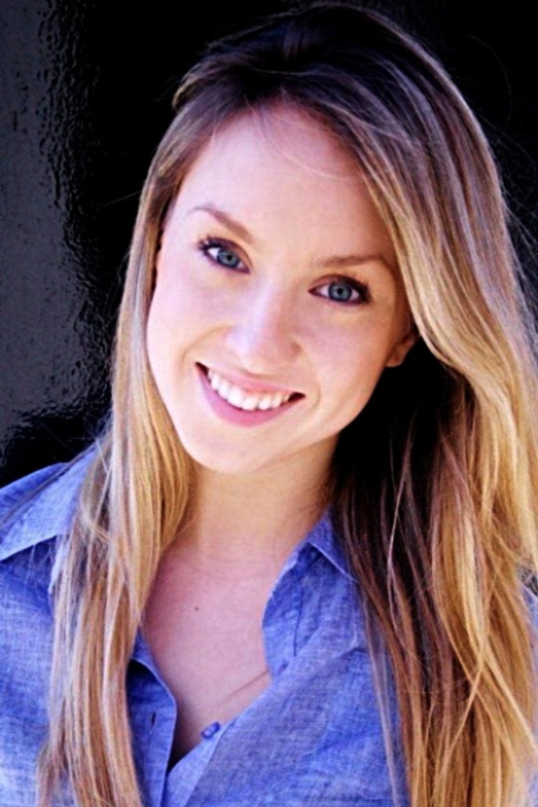 Sophie Bennett photo 2