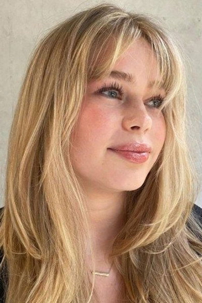 Alva Ingvarsson portrait image